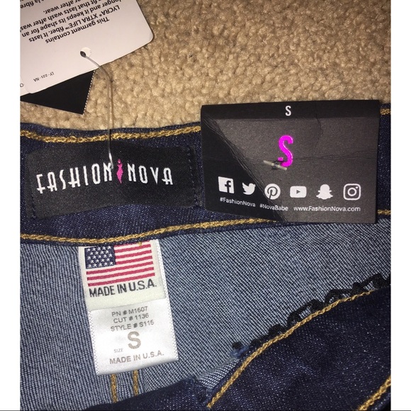 NEW NWT Fashion Nova Fishnet Pocket Denim Shorts S - Picture 8 of 8